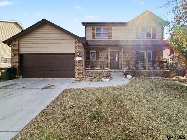 7400 S 17 Street, Lincoln, NE 68512