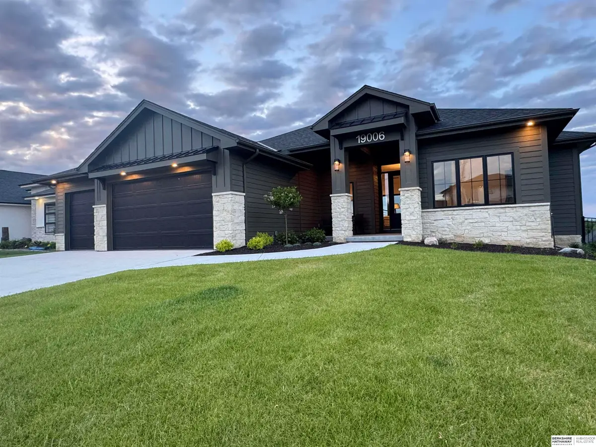 19006 Acorn Drive, Gretna, NE 68028 - #1