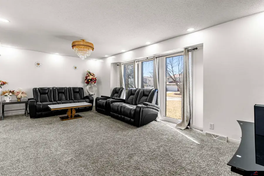 2517 S 167th Street, Omaha, NE 68130 - #2