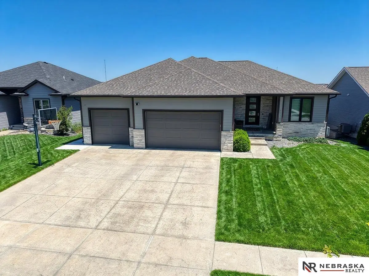 9746 S 79th Street, Lincoln, NE 68516 - #1