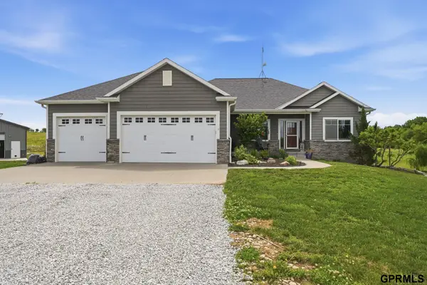 20550 SW Deer Track Circle, Martell, NE 68404