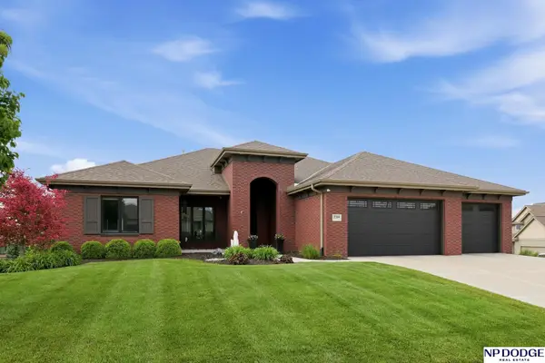 12504 Pintail Circle, Papillion, NE 68046