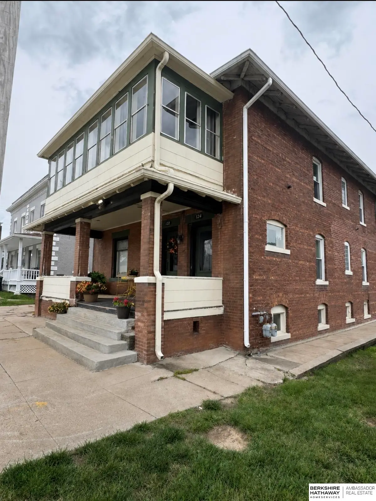 122-124 N 30th Street, Omaha, NE 68131 - #1