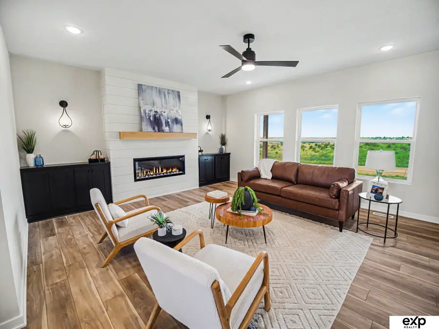 18710 Pinehurst Avenue, Omaha, NE 68136 - #2
