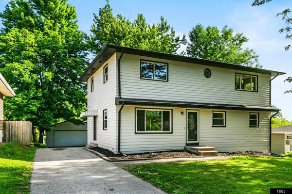 9144 Meredith Avenue, Omaha, NE 68134