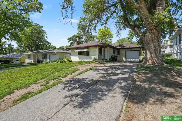 5418 Northwest Drive, Omaha, NE 68104