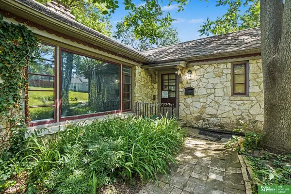 3101 N 49 Avenue, Omaha, NE 68104
