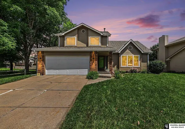 15201 Howe Street, Omaha, NE 68144