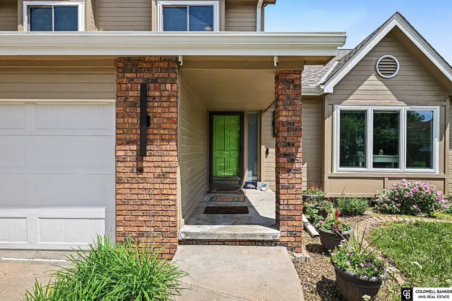 15201 Howe Street, Omaha, NE 68144 - #2