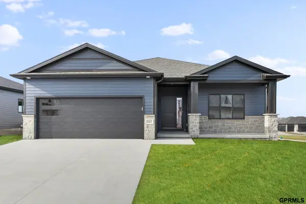 447 N 105th Street, Lincoln, NE 68527