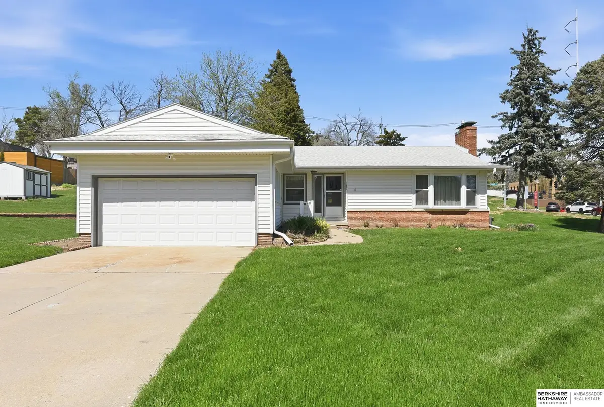 7802 Pierce Circle, Omaha, NE 68124 - #1