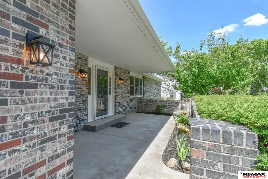 1725 Pinedale Avenue, Lincoln, NE 68506 - #3