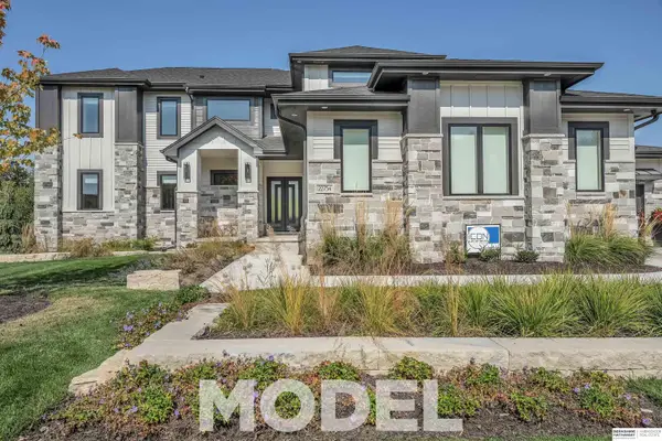 22754 Sanctuary Ridge Drive, Elkhorn, NE 68022