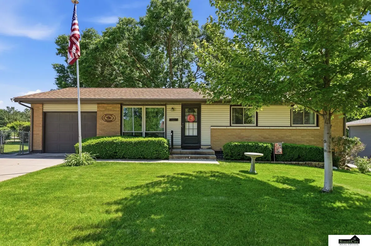 8341 S Cherrywood Drive, Lincoln, NE 68510 - #1