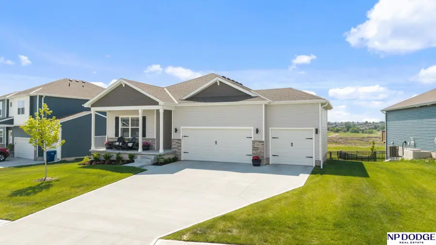 17613 Rose Lane Road, Omaha, NE 68136 - #3