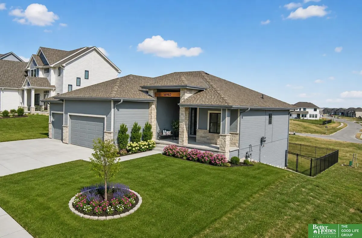 16962 Cora Street, Bennington, NE 68007 - #1