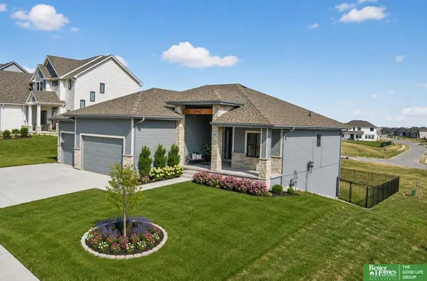 16962 Cora Street, Bennington, NE 68007
