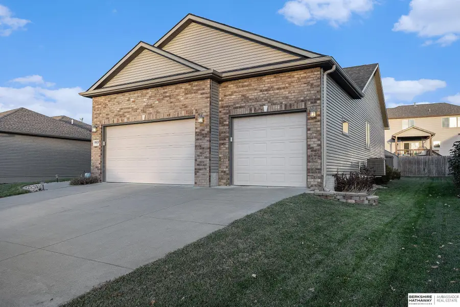 8922 S 29th Street, Lincoln, NE 68516 - #2