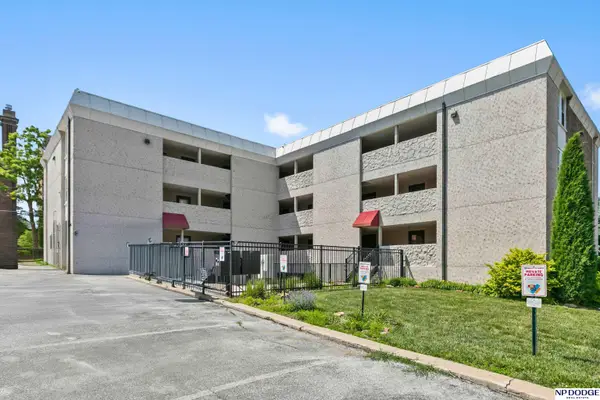 120 S 38 Avenue #0035, Omaha, NE 68131