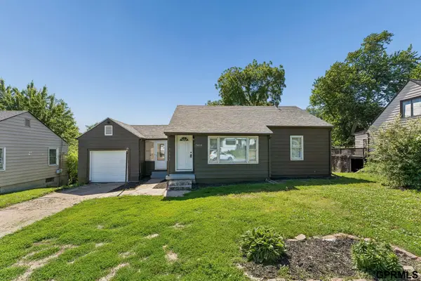 7410 N 28 Avenue, Omaha, NE 68112-0000