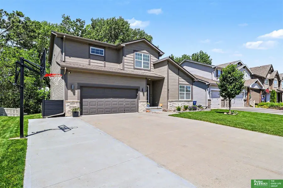 8412 S 169th Street, Omaha, NE 68136 - #2