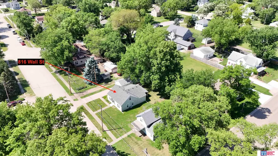 816 Wall Street, Stromsburg, NE 68666 - #2