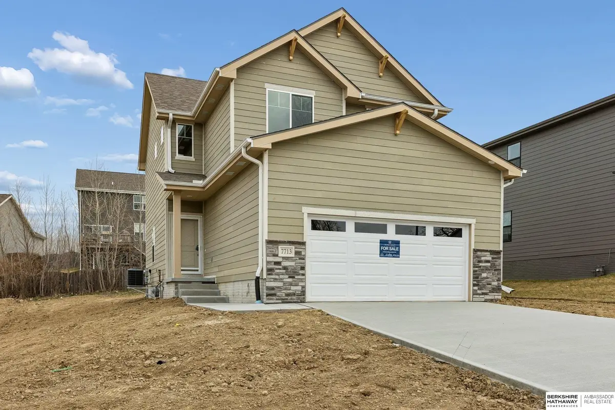 7713 N 116th Avenue, Omaha, NE 68142 - #1