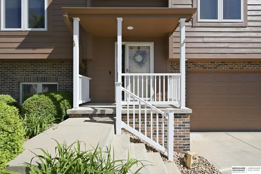4910 Cedarbrook Drive, Council Bluffs, IA 51503 - #3