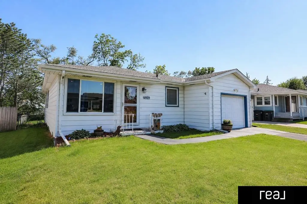 6919 B Street, Omaha, NE 68106 - #1