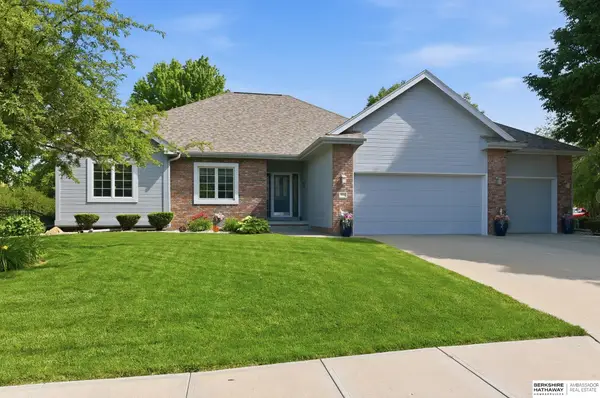 19502 Jones Street, Omaha, NE 68022