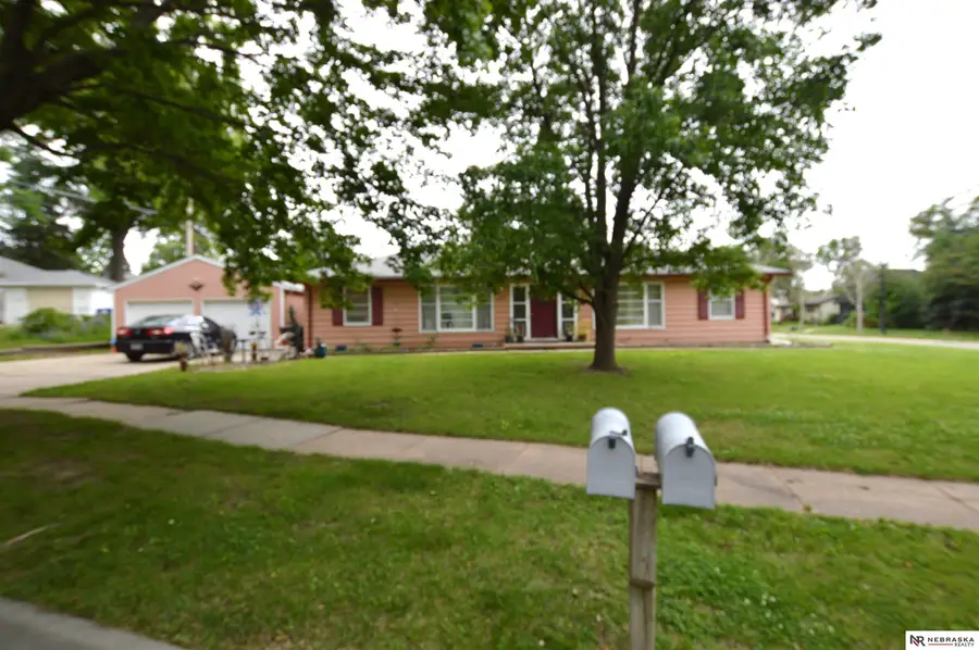 6601-6603 Lexington Avenue, Lincoln, NE 68505 - #2