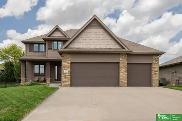 19816 Ash Street, Gretna, NE 68028