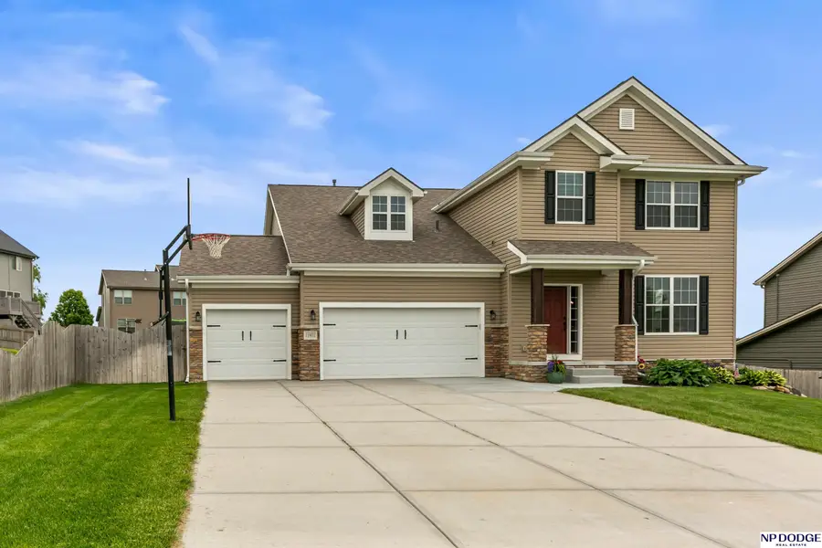 11931 Ashwood Drive, Bennington, NE 68007 - #2