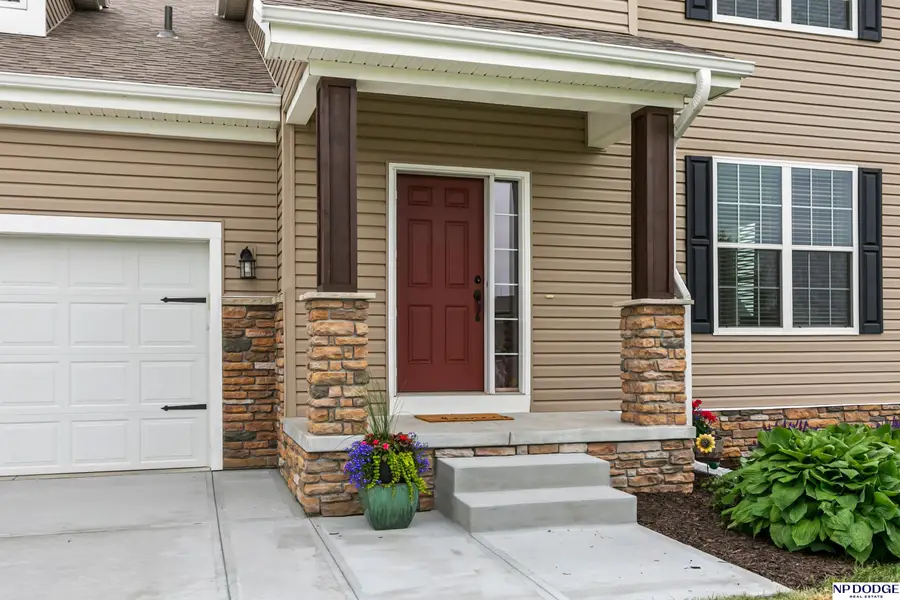 11931 Ashwood Drive, Bennington, NE 68007 - #3