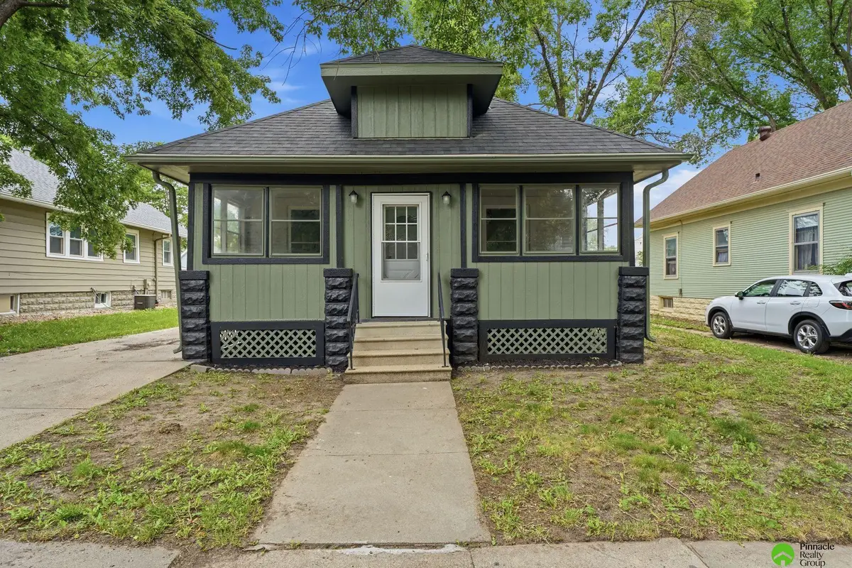 2284 Sheldon Street, Lincoln, NE 68503 - #1