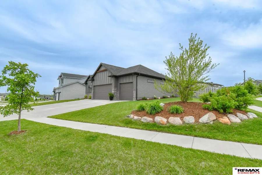 6501 Kelsey Lane, Lincoln, NE 68516 - #2