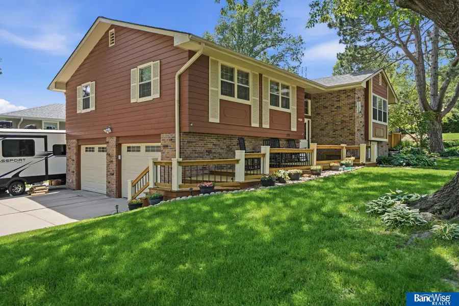4335 Cooper Avenue, Lincoln, NE 68506 - #2