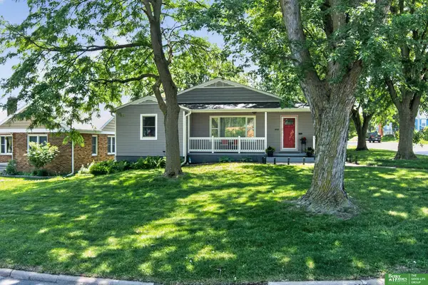 4949 Emmet Street, Omaha, NE 68104
