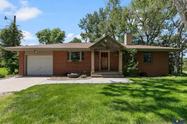 10901 A Street, Lincoln, NE 68520