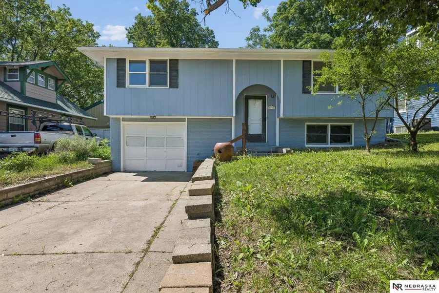 4835 Hillside Street, Lincoln, NE 68506 - #2