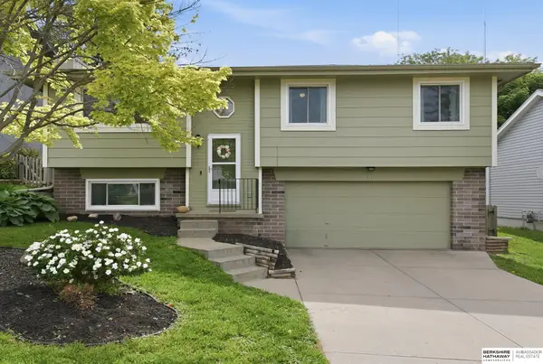 6111 N 79th Street, Omaha, NE 68134