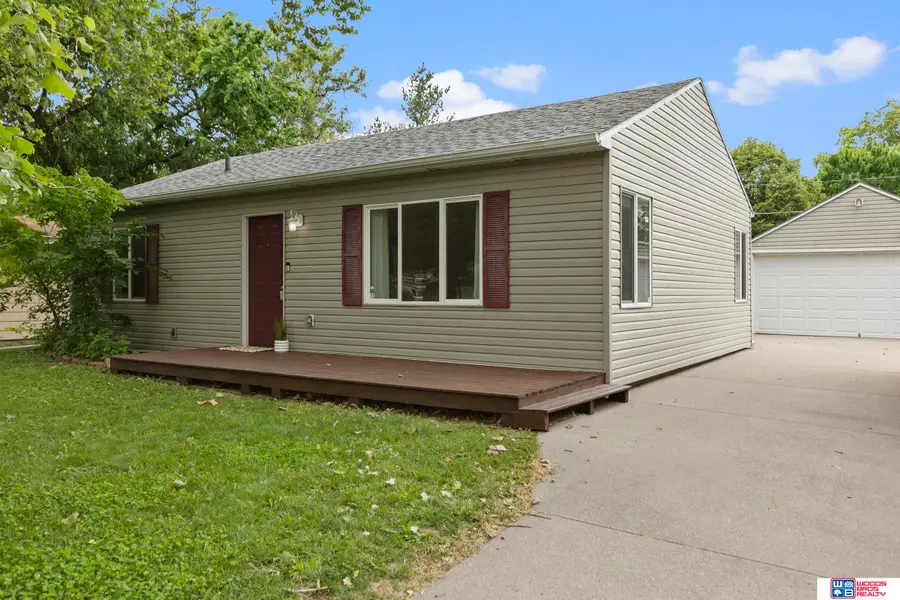 4045 Dunn Avenue, Lincoln, NE 68502 - #3