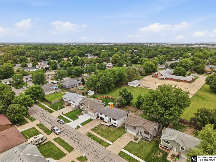 1510 W Sewell Street, Lincoln, NE 68522 - #3