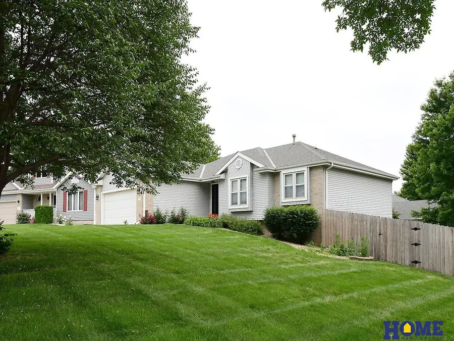 6550 Courtney Circle, Lincoln, NE 68516 - #3