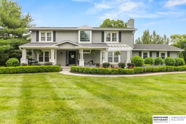 307 N 91st Street, Omaha, NE 68114