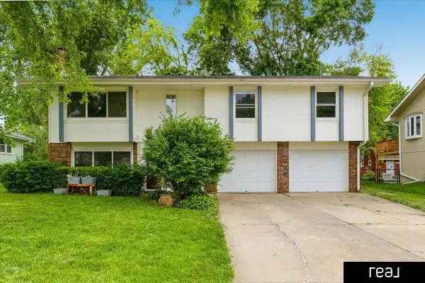 11717 Grand Avenue, Omaha, NE 68164