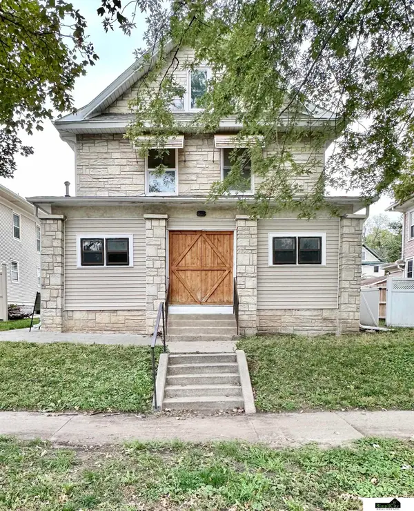 418 S 27th Street, Lincoln, NE 68510
