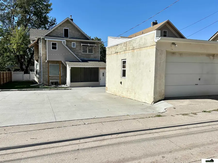 418 S 27th Street, Lincoln, NE 68510 - #3