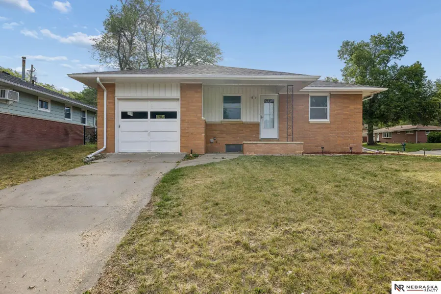 6000 Lexington Avenue, Lincoln, NE 68505 - #2