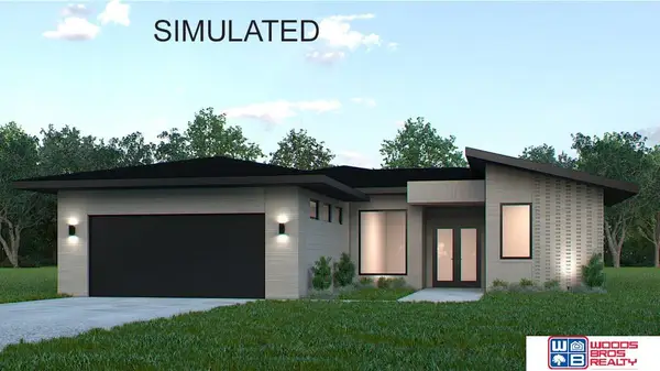 8439 Birkett Place, Lincoln, NE 68526